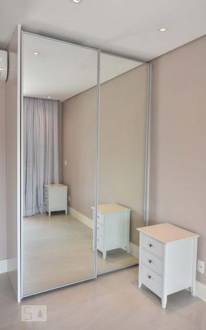 Apartamento para alugar com 41m², 1 quarto e 1 vagasuíte
