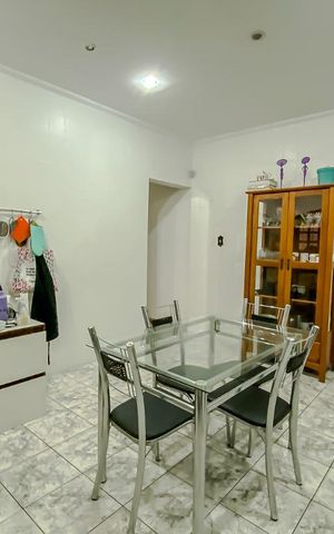 Casa à venda com 200m², 4 quartos e 2 vagasCozinha
