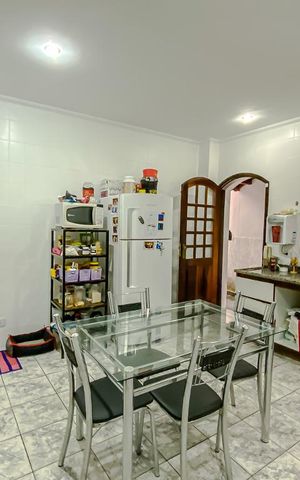 Casa à venda com 200m², 4 quartos e 2 vagasCozinha