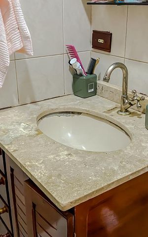 Casa à venda com 200m², 4 quartos e 2 vagasDeralhe Banheiro