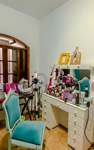 Casa à venda com 200m², 4 quartos e 2 vagasQuarto 3