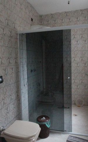 Casa à venda com 250m², 7 quartos e 4 vagasBanheiro 1