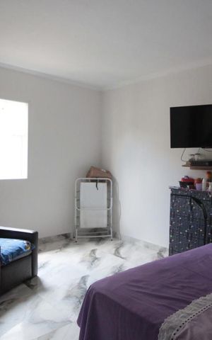 Casa à venda com 250m², 7 quartos e 4 vagasQuarto 2