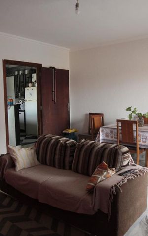 Casa à venda com 250m², 7 quartos e 4 vagasSala