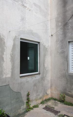 Casa à venda com 250m², 7 quartos e 4 vagasQuintal de dentro