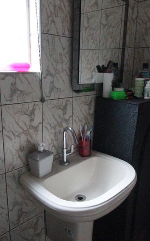 Casa à venda com 250m², 7 quartos e 4 vagasBanheiro 1