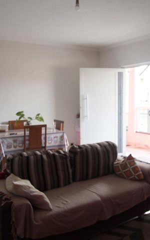 Casa à venda com 250m², 7 quartos e 4 vagasSala