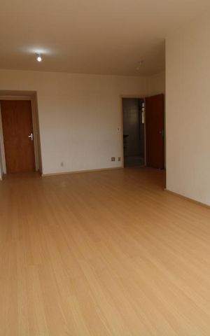 Apartamento para alugar com 93m², 3 quartos e 1 vagaSala