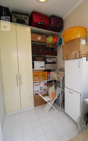 Casa de condomínio à venda com 400m², 3 quartos e 4 vagasQuarto de Serviço