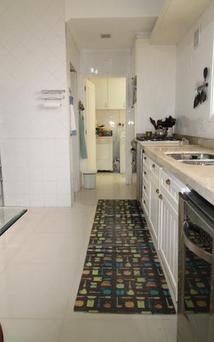 Casa de condomínio à venda com 400m², 3 quartos e 4 vagasCozinha