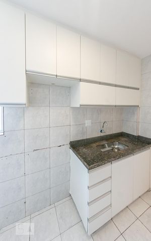 Apartamento para alugar com 70m², 3 quartos e 1 vagaCozinha e Área de Serviço