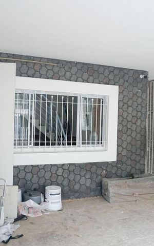Casa à venda com 340m², 3 quartos e 2 vagasGaragem