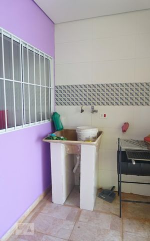 Casa à venda com 340m², 3 quartos e 2 vagasLavanderia