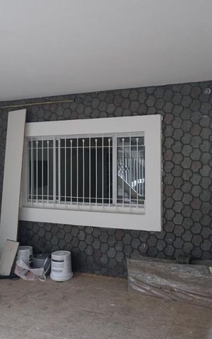 Casa à venda com 340m², 3 quartos e 2 vagasGaragem