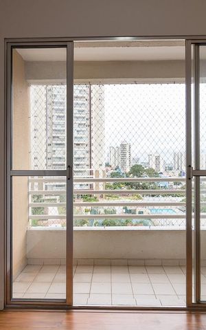 Apartamento à venda com 60m², 2 quartos e 1 vagaVaranda