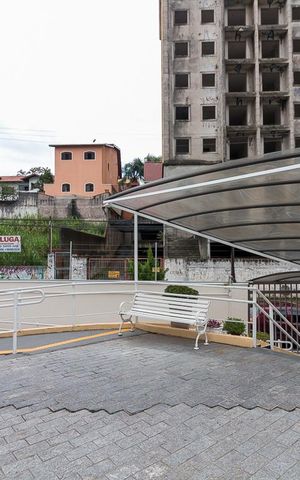 Apartamento à venda com 60m², 2 quartos e 1 vagaEntrada do condomínio