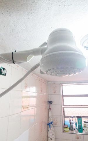 Casa à venda com 150m², 2 quartos e 2 vagasBanheiro