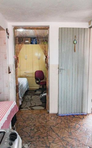 Casa à venda com 150m², 2 quartos e 2 vagasCozinha