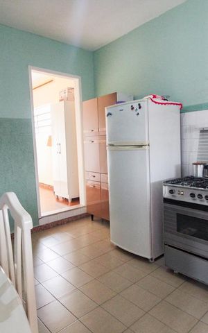 Casa à venda com 150m², 2 quartos e 2 vagasCozinha