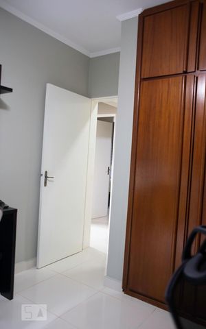 Apartamento para alugar com 113m², 3 quartos e 2 vagas Apartamento para alugar com 113m², 3 quartos e 2 vagasEscritório