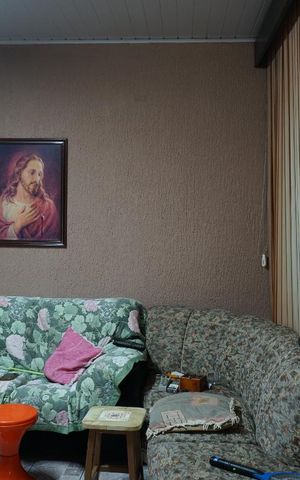 Casa à venda com 450m², 2 quartos e 4 vagasSala