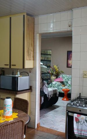 Casa à venda com 450m², 2 quartos e 4 vagasCozinha