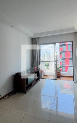 Apartamento à venda com 80m², 3 quartos e 1 vaga Apartamento à venda com 80m², 3 quartos e 1 vagaSala
