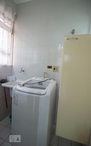 Apartamento à venda com 75m², 3 quartos e 1 vagaÁrea de Serviço
