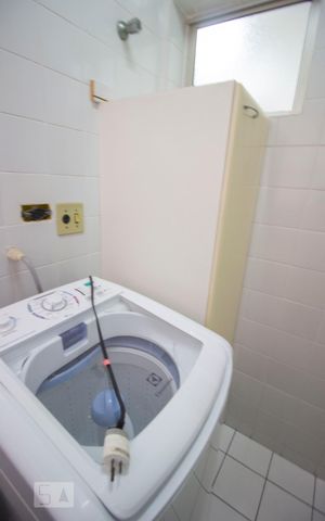 Apartamento à venda com 75m², 3 quartos e 1 vagaÁrea de Serviço