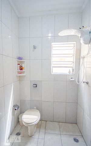 Casa à venda com 300m², 4 quartos e 1 vagaBanheiro 2