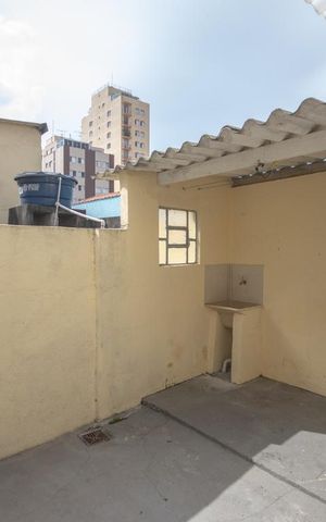 Casa à venda com 300m², 4 quartos e 1 vagaÁrea de Serviço