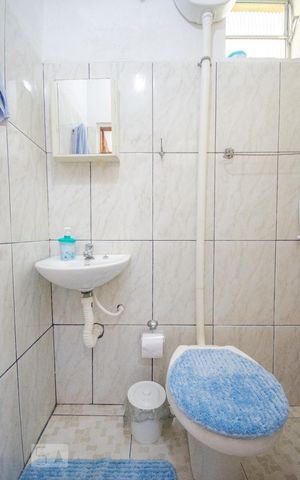 Casa à venda com 300m², 4 quartos e 1 vagaBanheiro 1