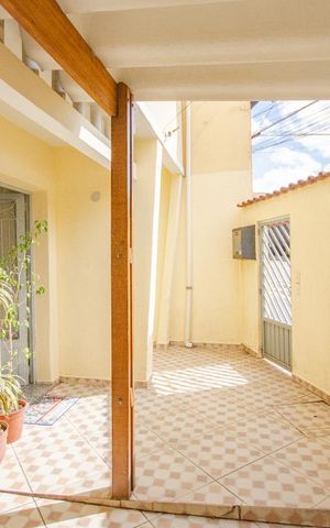 Casa à venda com 300m², 4 quartos e 1 vagaGaragem