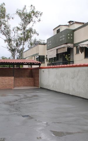 Apartamento à venda com 62m², 2 quartos e 1 vagaÁrea comum