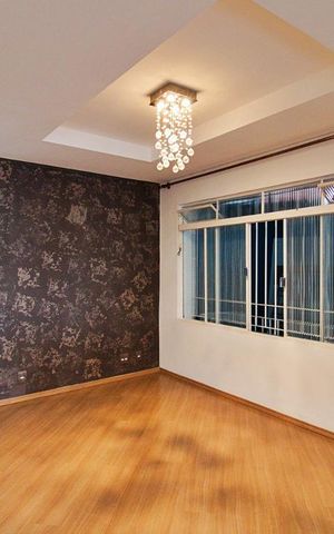 Casa à venda com 193m², 4 quartos e 4 vagas Casa à venda com 193m², 4 quartos e 4 vagasSala de Jantar