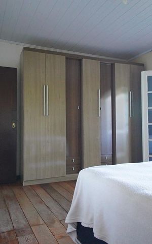 Casa à venda com 380m², 4 quartos e 2 vagasQuarto 1