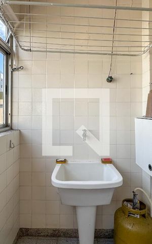 Apartamento para alugar com 77m², 2 quartos e 1 vaga Apartamento para alugar com 77m², 2 quartos e 1 vagaÁrea de Serviço