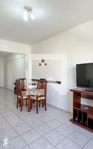 Apartamento para alugar com 77m², 2 quartos e 1 vaga Apartamento para alugar com 77m², 2 quartos e 1 vagaSala