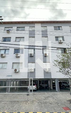 Apartamento para alugar com 77m², 2 quartos e 1 vaga Apartamento para alugar com 77m², 2 quartos e 1 vagaFachada