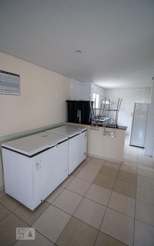 Apartamento à venda com 73m², 3 quartos e 2 vagas Apartamento à venda com 73m², 3 quartos e 2 vagasÁrea comum - Salão de festas