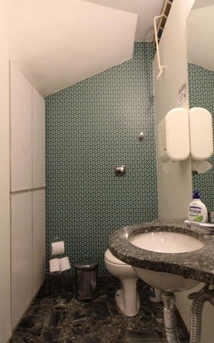 Casa para alugar com 280m², 3 quartos e 2 vagasLavabo