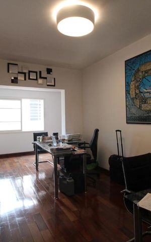 Casa para alugar com 280m², 3 quartos e 2 vagasSuíte