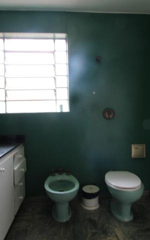 Casa para alugar com 280m², 3 quartos e 2 vagasBanheiro da suíte