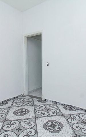 Casa à venda com 93m², 2 quartos e sem vaga Casa à venda com 93m², 2 quartos e sem vagaCozinha
