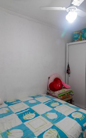 Casa à venda com 350m², 5 quartos e 3 vagas Casa à venda com 350m², 5 quartos e 3 vagasQuarto 3