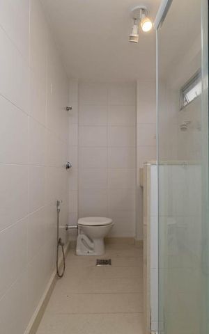 Apartamento à venda com 135m², 4 quartos e 3 vagas Apartamento à venda com 135m², 4 quartos e 3 vagasBanheiro Suíte 2