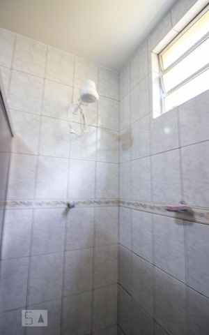 Casa à venda com 260m², 3 quartos e 4 vagasBanheiro