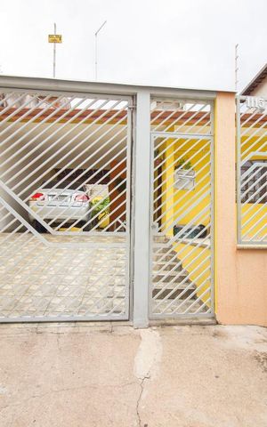Casa à venda com 260m², 3 quartos e 4 vagasFachada