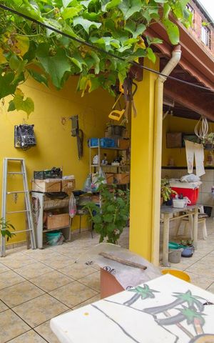 Casa à venda com 260m², 3 quartos e 4 vagasÁrea comum