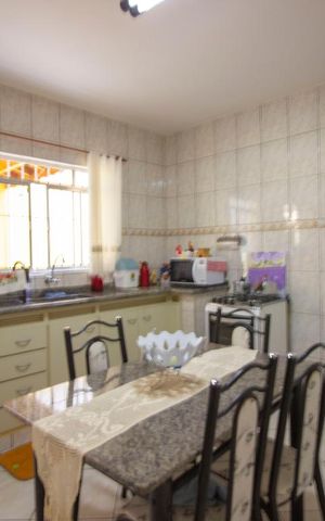 Casa à venda com 260m², 3 quartos e 4 vagasCozinha